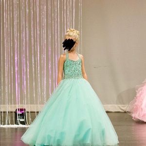 Tiffany girls size 6 gown